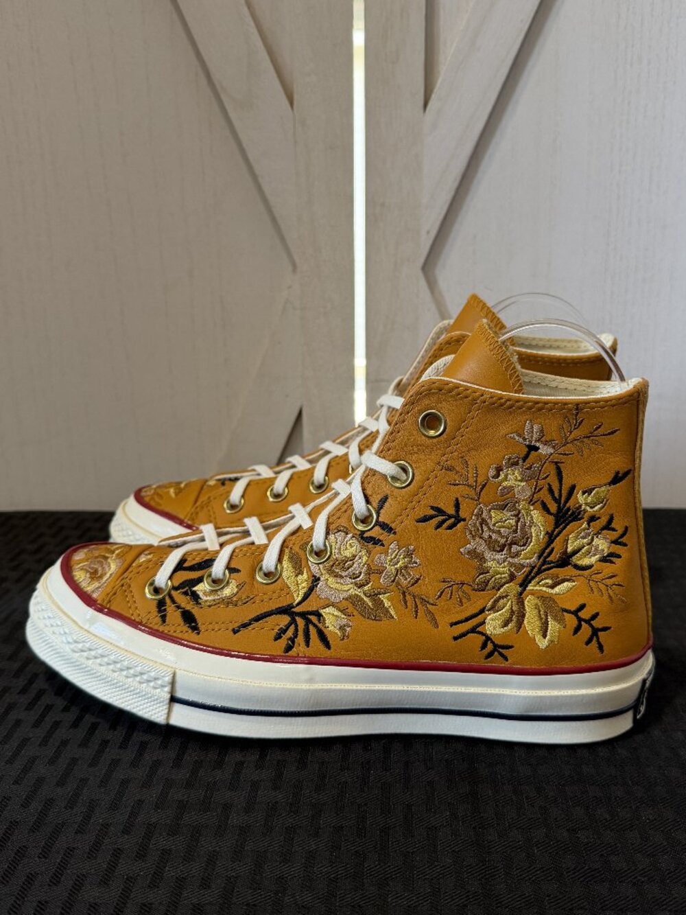 Converse Chuck 70 High 'Parkway Floral Embroidery' Sneakers in Turmeric Gold - Picture 3 of 10